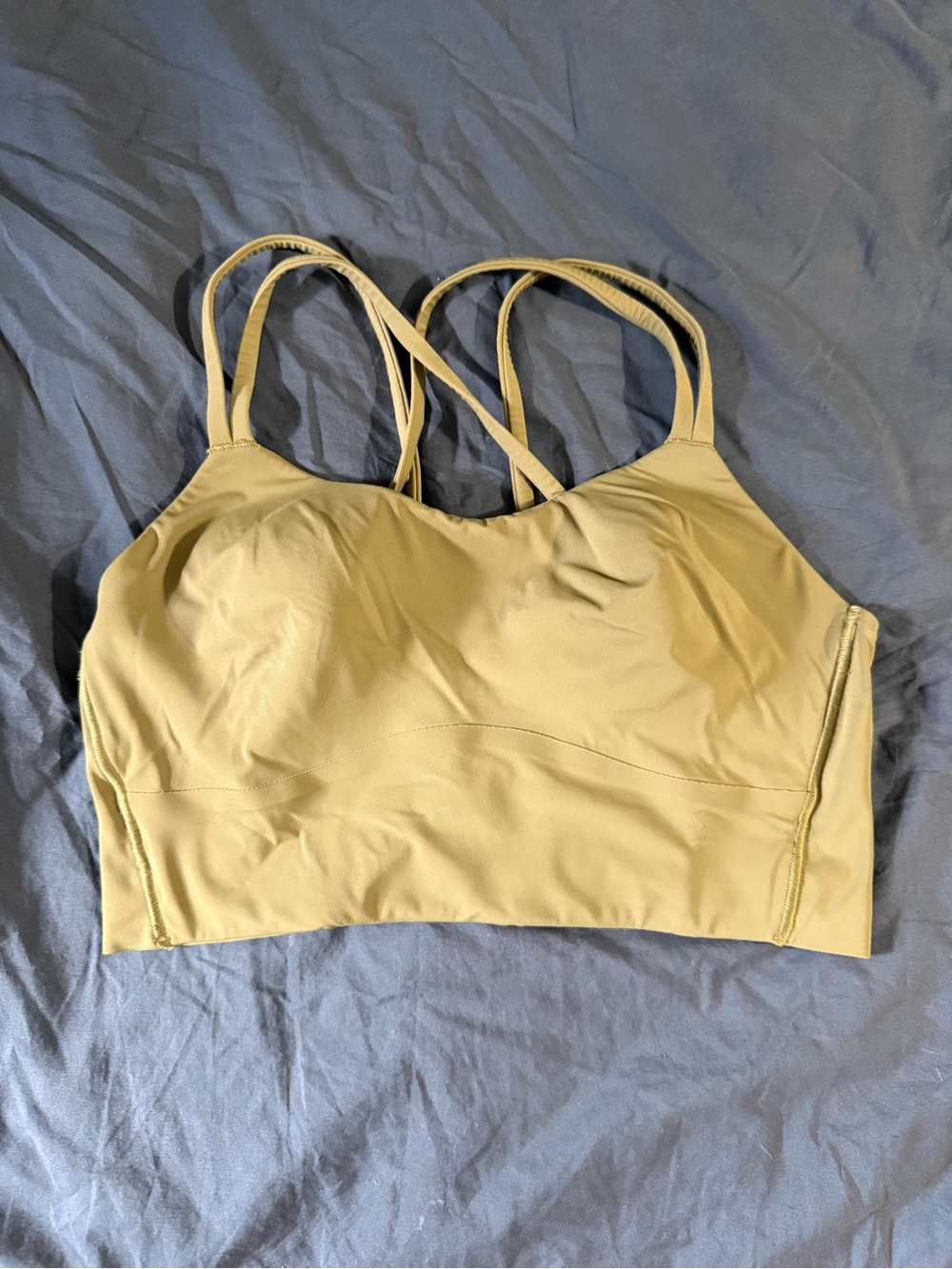 Lululemon longline like a cloud bra size 4